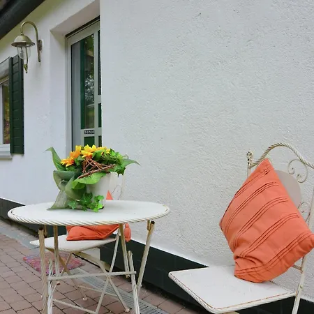 Apartment Wonderful In With Garden Elpe