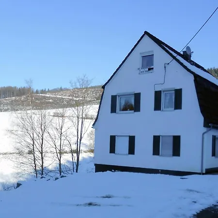 Apartment Wonderful In With Garden *