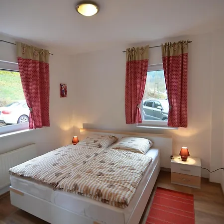 Wonderful In With Garden Apartment Elpe