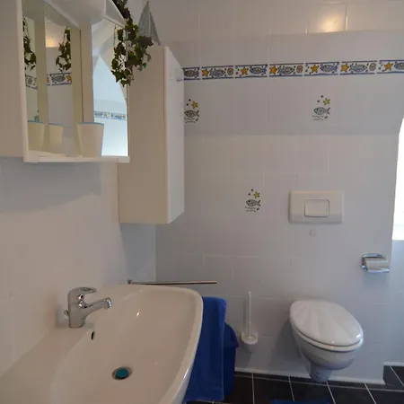 Apartment Wonderful In With Garden *